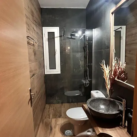 Savvas Apartamento Tolón